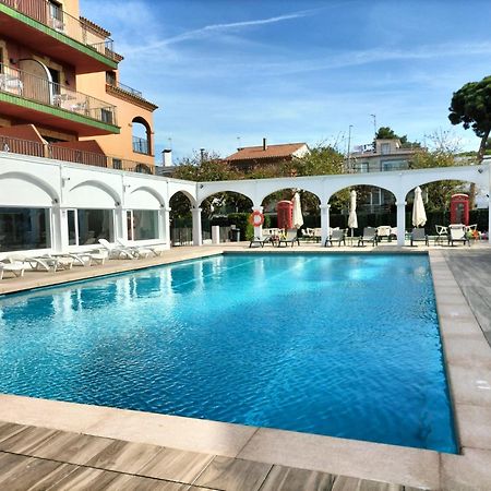 Hotel Canal Olimpic Кастельдефельс Экстерьер фото