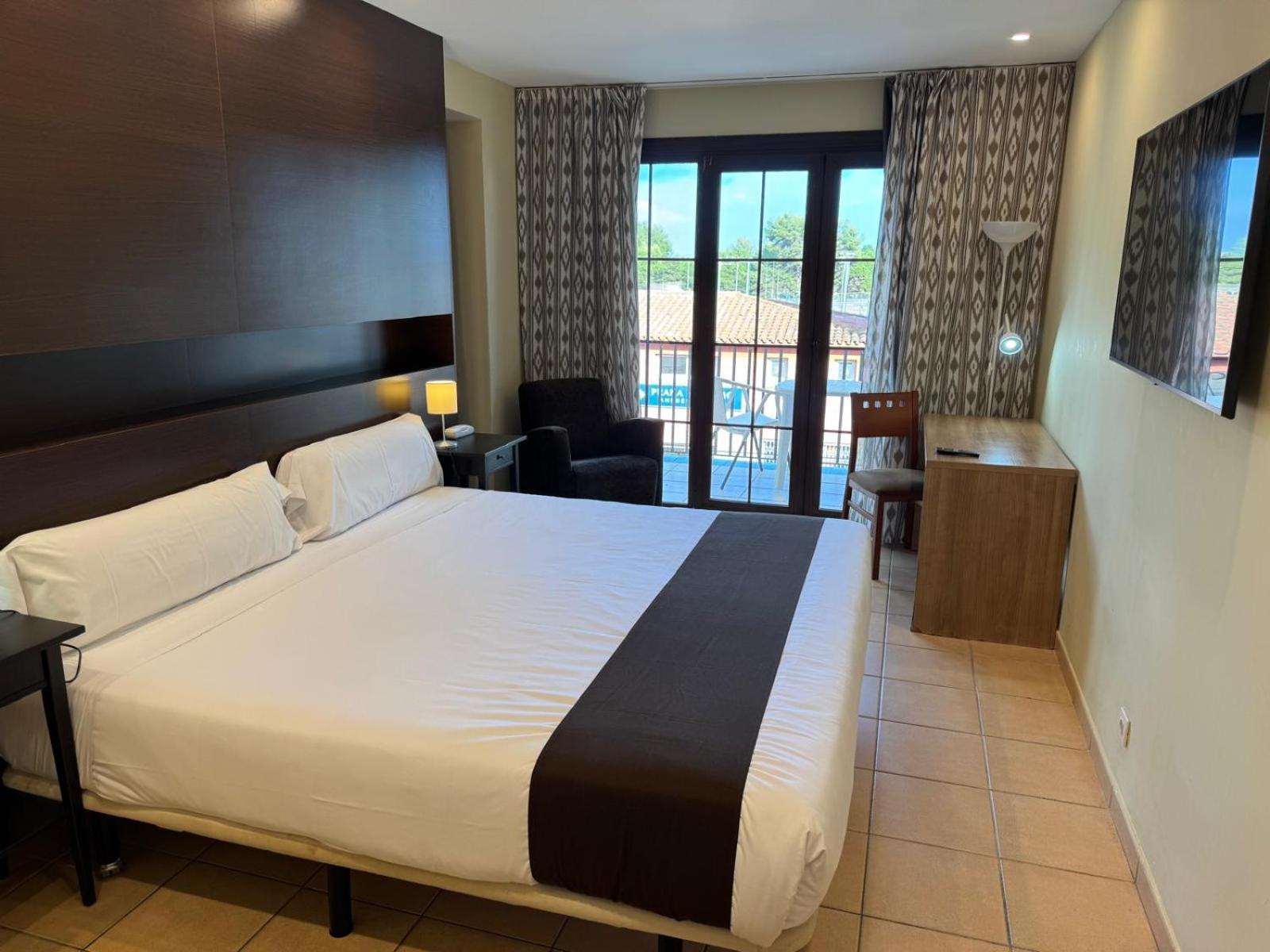 Hotel Canal Olimpic Кастельдефельс Экстерьер фото
