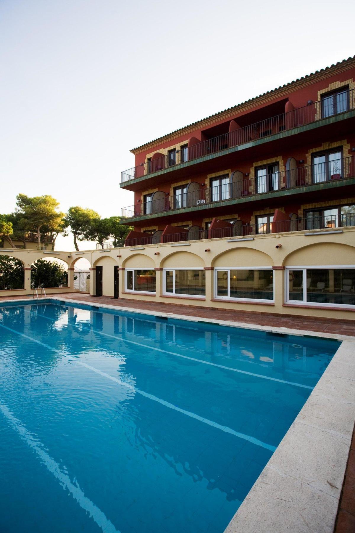 Hotel Canal Olimpic Кастельдефельс Экстерьер фото