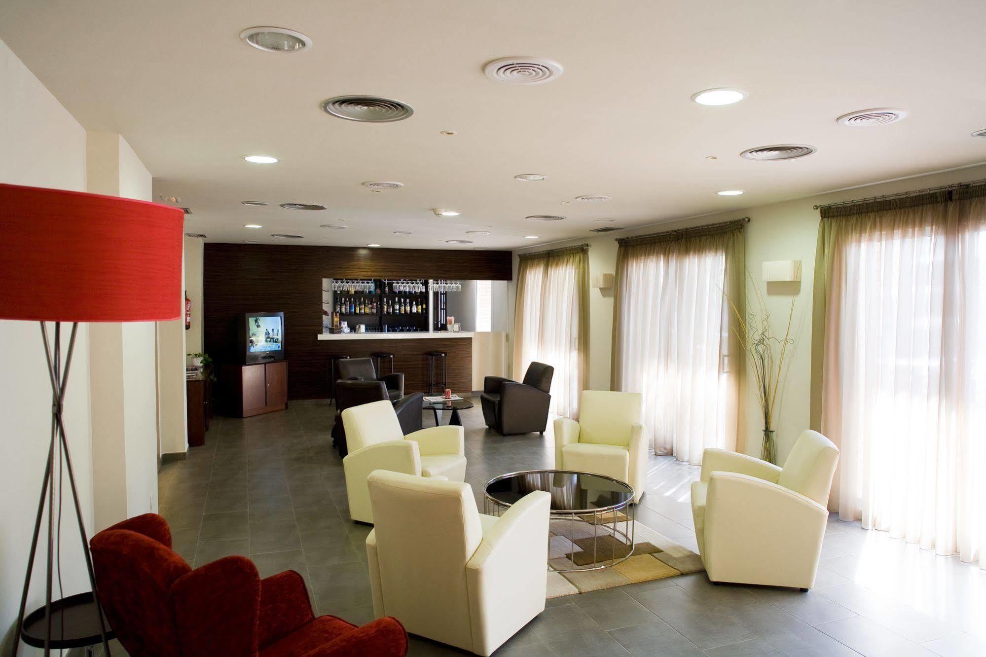 Hotel Canal Olimpic Кастельдефельс Экстерьер фото
